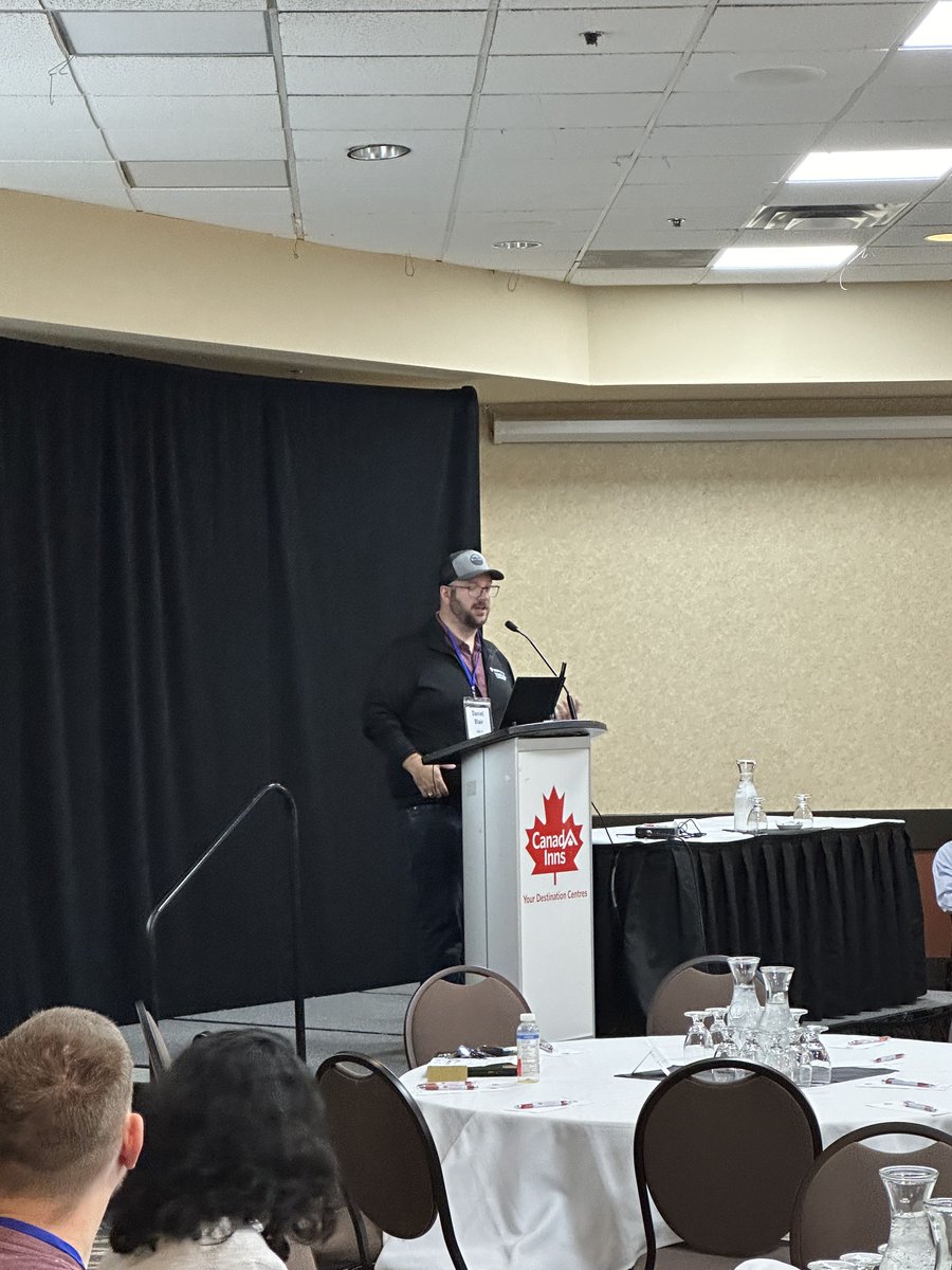 BitSpaceDevelop's tweet image. 🚀 AI: Game-Changer, But Let’s Keep It Real 🚀
Dan Blair shared how AI is transforming industries but reminded us of its limits. Human oversight ensures fairness & ethics. With the right balance, AI is a win for all! 🌍
#BSDXR #AI #EthicalAI #PrairieDevCon2024 #ResponsibleTech