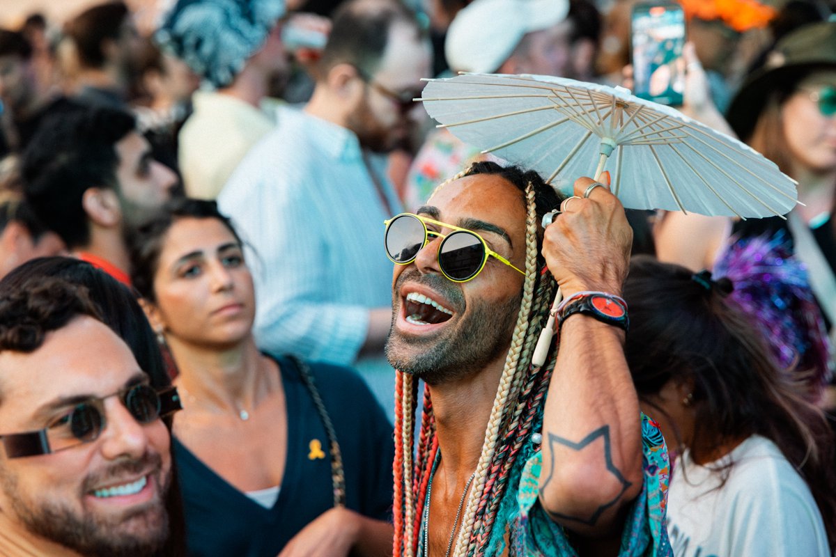 All Day I Dream tweet media