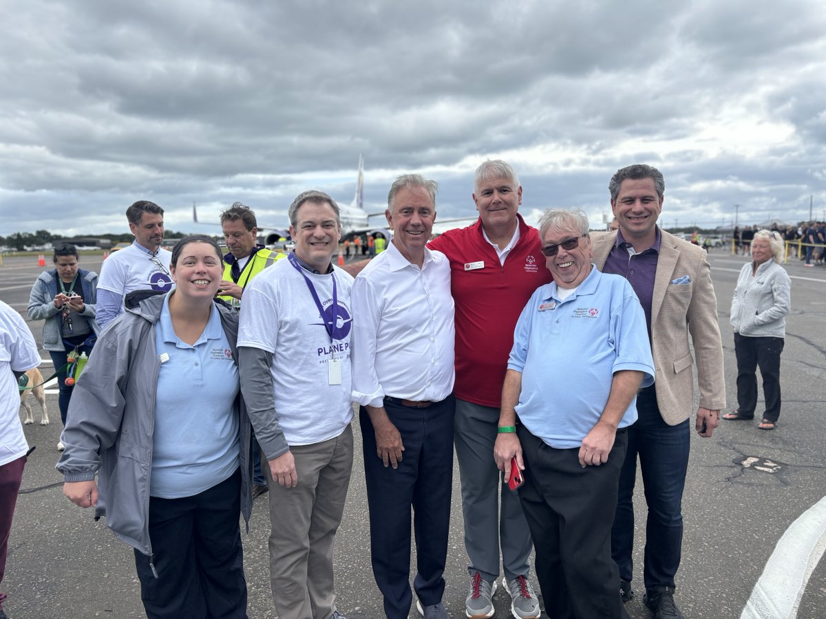 The New HVN (@thenewhvn) on Twitter photo Team Tweed-HVN, <a href="/AveloAir/">Avelo Airlines</a>, and <a href="/SOCTconnecticut/">Special Olympics CT</a> were joined by <a href="/GovNedLamont/">Governor Ned Lamont</a> to pull to pull a 90,000-pound commercial plane over the finish line! 💪 ✈️ Team Tweed-HVN, <a href="/AveloAir/">Avelo Airlines</a>, and <a href="/SOCTconnecticut/">Special Olympics CT</a> were joined by <a href="/GovNedLamont/">Governor Ned Lamont</a> to pull to pull a 90,000-pound commercial plane over the finish line! 💪 ✈️
