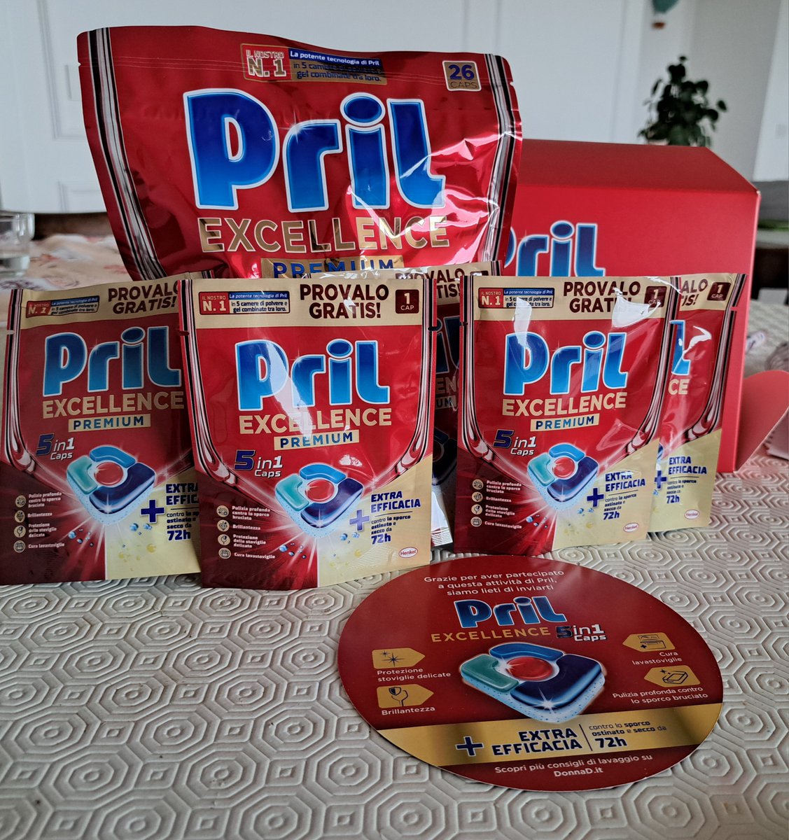 julical801's tweet photo. #LavaloConPril #giftedbyPril  Davvero unico!!! https://t.co/mTJKdtqBay