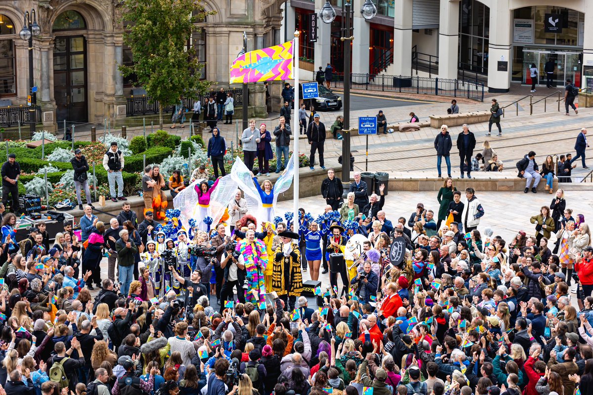 HAPPY INTERNATIONAL DAY OF BIRMINGHAM!!! 🥳💖

I was joined by <a href="/joelycett/">Joe Lycett</a> at this inaugural event to celebrate the finale of his new show ‘The United States of Birmingham’!

#InternationalDayOfBirmingham #Birmingham #JoeLycett