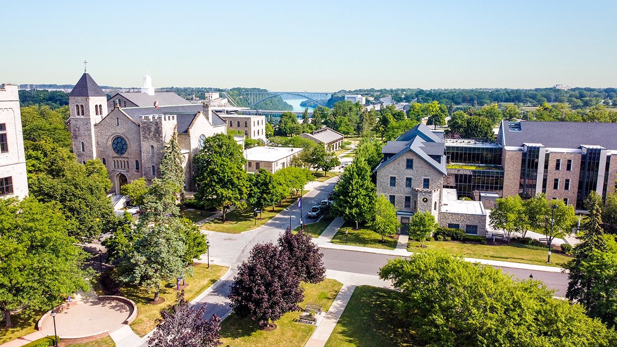 Niagara University is the North’s “Best Value” in U.S. News College Rankings! 

<a href="/NiagaraUniv/">Niagara University</a> 🦅
Read More: news.niagara.edu/news/show/niag…
