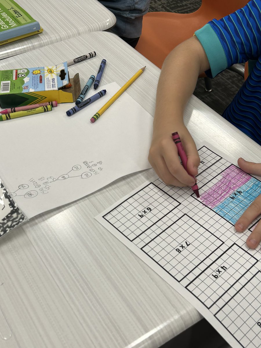 Tracey Lazzo tweet media