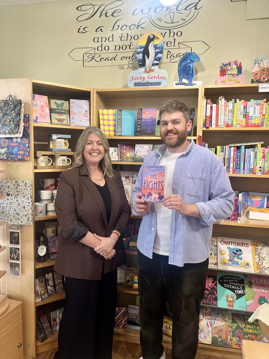 Olivia Mead (@meadolivia) on Twitter photo <a href="/WoodstockBooks/">Woodstock Bookshop</a> <a href="/VikingBooksUK/">Viking Books UK</a> <a href="/FigTreePenguin/">Fig Tree</a> <a href="/JoannaMAuthor/">Joanna Miller</a> @DauntSummertown <a href="/WaterstonesOxf/">Waterstones Oxford</a> <a href="/blackwelloxford/">Blackwell's, Oxford’s Bookshop</a> <a href="/ellamharold/">Ella</a> Then on to <a href="/MostlyReading/">Mostly Books</a> where I slightly fangirled over brilliant bookseller Jack (I love his Instagram). A true gem of a bookshop and so great to chat all things Oxford and how nice it is when Abingdon gets a mention! Thank you for having us! <a href="/VikingBooksUK/">Viking Books UK</a> <a href="/FigTreePenguin/">Fig Tree</a> <a href="/WoodstockBooks/">Woodstock Bookshop</a> <a href="/VikingBooksUK/">Viking Books UK</a> <a href="/FigTreePenguin/">Fig Tree</a> <a href="/JoannaMAuthor/">Joanna Miller</a> @DauntSummertown <a href="/WaterstonesOxf/">Waterstones Oxford</a> <a href="/blackwelloxford/">Blackwell's, Oxford’s Bookshop</a> <a href="/ellamharold/">Ella</a> Then on to <a href="/MostlyReading/">Mostly Books</a> where I slightly fangirled over brilliant bookseller Jack (I love his Instagram). A true gem of a bookshop and so great to chat all things Oxford and how nice it is when Abingdon gets a mention! Thank you for having us! <a href="/VikingBooksUK/">Viking Books UK</a> <a href="/FigTreePenguin/">Fig Tree</a>