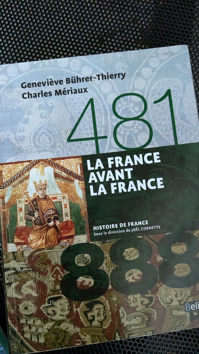 MayaPont's tweet image. Remise en jambe 5eH1 
Toujours bon de penser à L'histoire dessinée de la France et aux Belin France ...
Validation canine et féline en prime 🐾