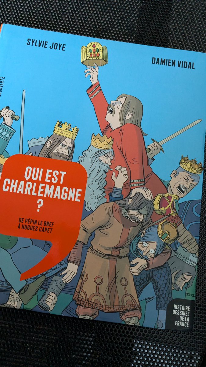 MayaPont's tweet image. Remise en jambe 5eH1 
Toujours bon de penser à L'histoire dessinée de la France et aux Belin France ...
Validation canine et féline en prime 🐾