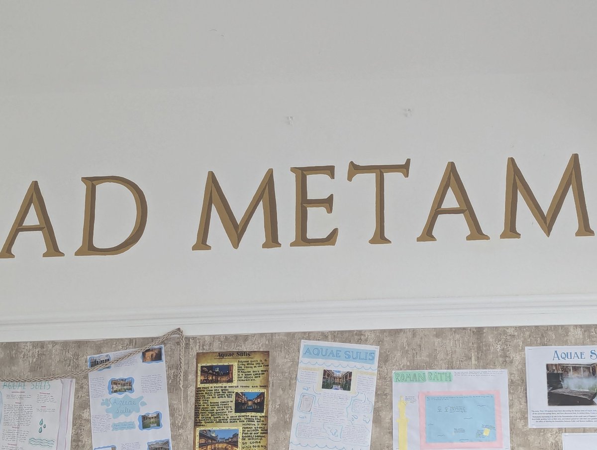 WKGS Latin Department tweet media