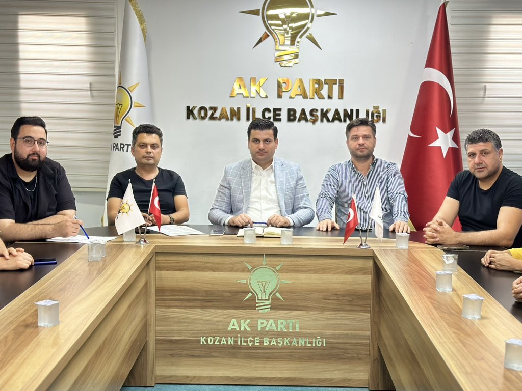 PolatKaya01's tweet photo. Haftalık Olağan Yönetim Kurulu Toplantımızı, İlçe  Koordinatörümüz Sayın Selçuk Sarısoy’un katılımlarıyla gerçekleştirdik. https://t.co/SnJNNeW9Ev
