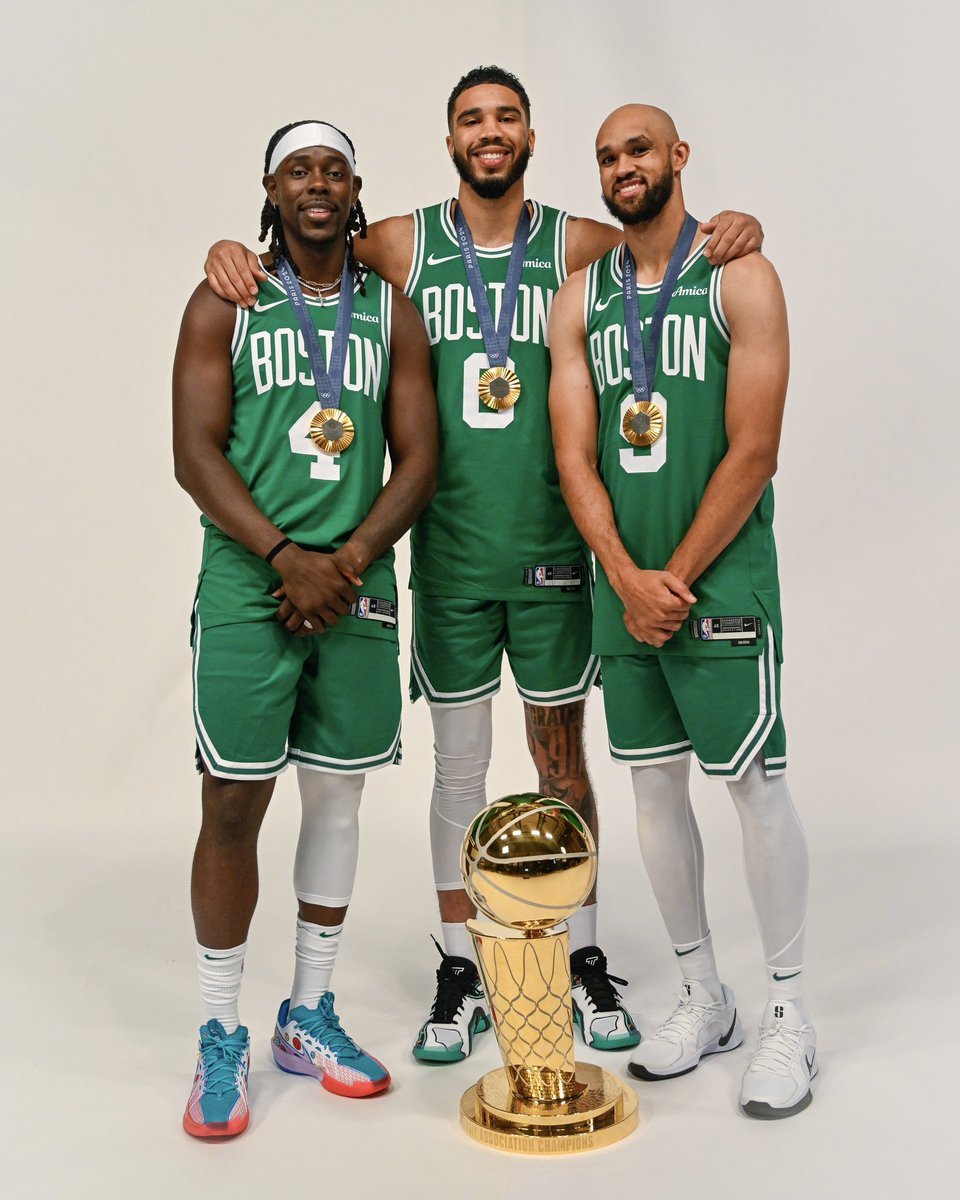 La photo est absolument EXCEPTIONNELLE. 💚🏆