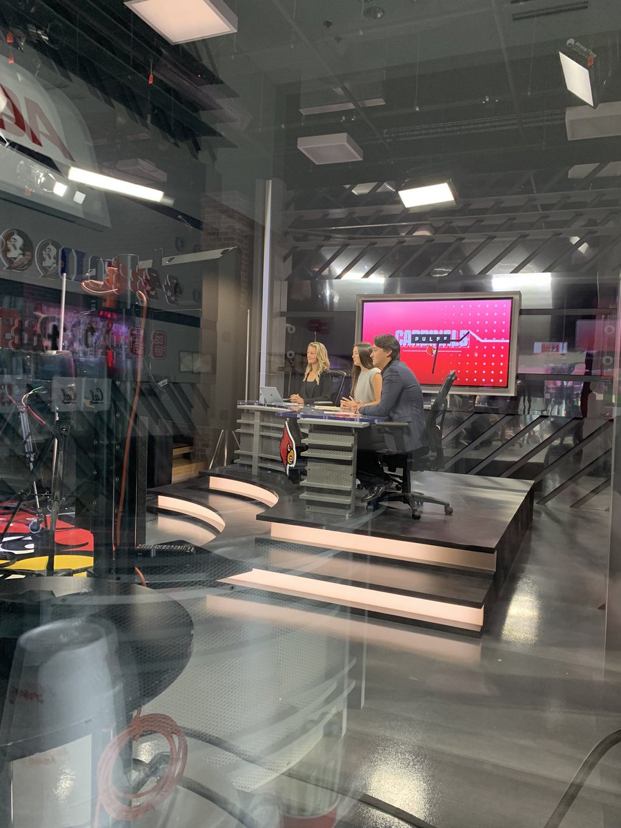 Cards TV tweet media