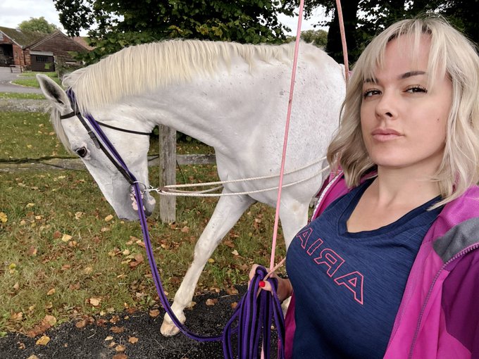 Made the difficult decision to put Max up for sale today and put My efforts into Grace (whom was originally<a href="/tag/hairfetish"class="tags"><span>#hairfetish</span></a><a href="/tag/hairdressersfetish"class="tags"><span>#hairdressersfetish</span></a>