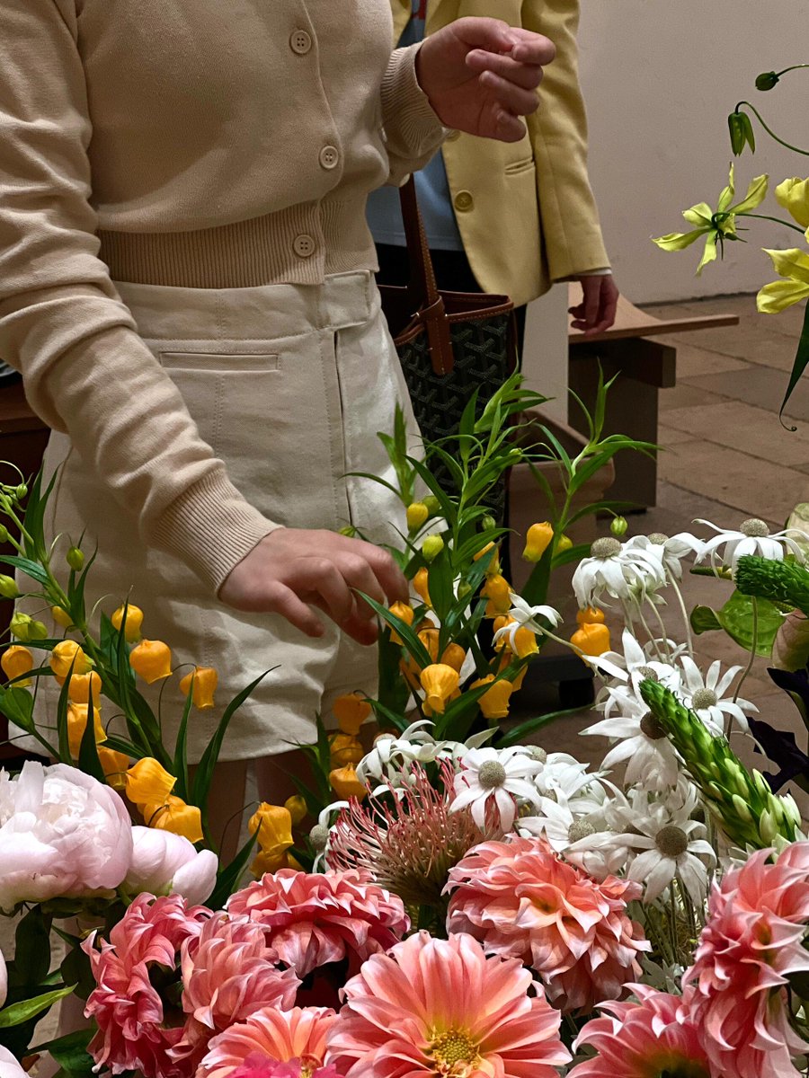 kiseffy's tweet image. Afternoon coffee time with friends🥰🥰🥰