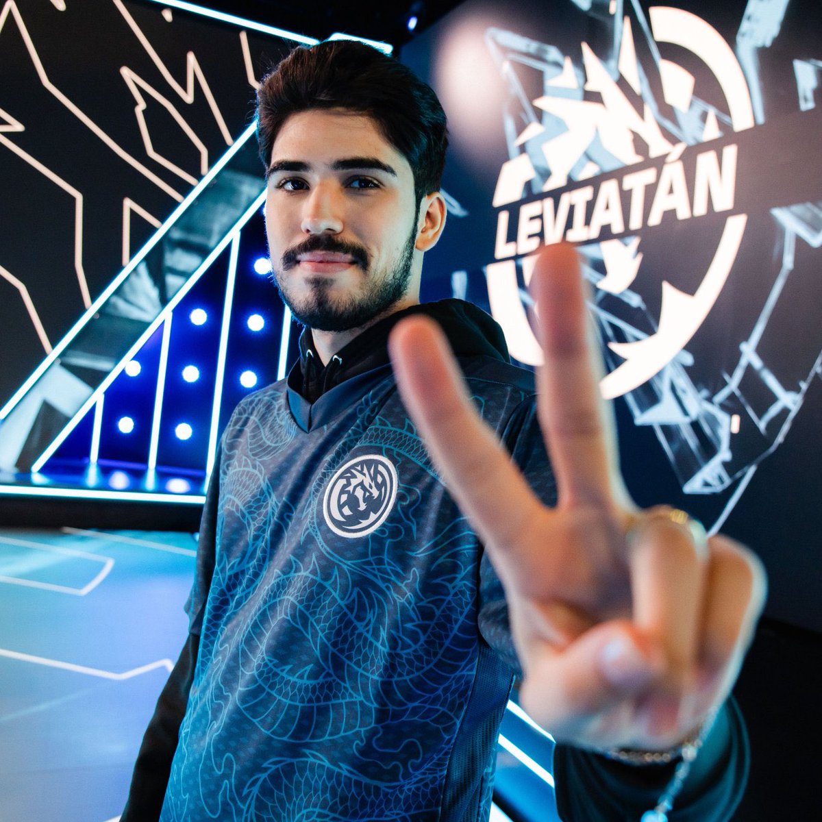 🚨 aspas is reportedly no longer with Leviatán, despite having a contract through 2025

He is currently negotiating with multiple organizations to find a new home for the 2025 VCT season, and to match his buyout

(via: <a href="/brunopovoleri/">bruno povoleri</a>)