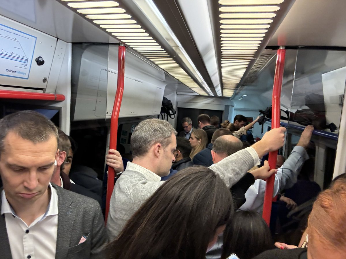 Andy Goode tweet media