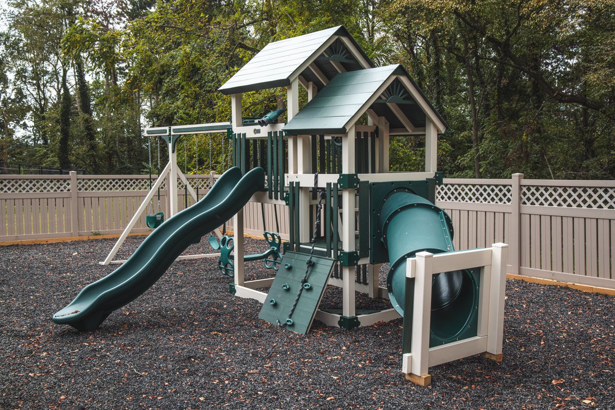 Fifthroom.com tweet media