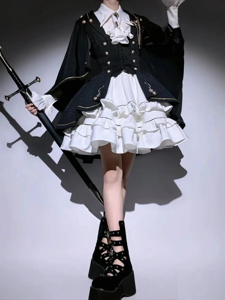 lux_theaurora's tweet image. Art homework art homework (+ references used)

#art #arthomework