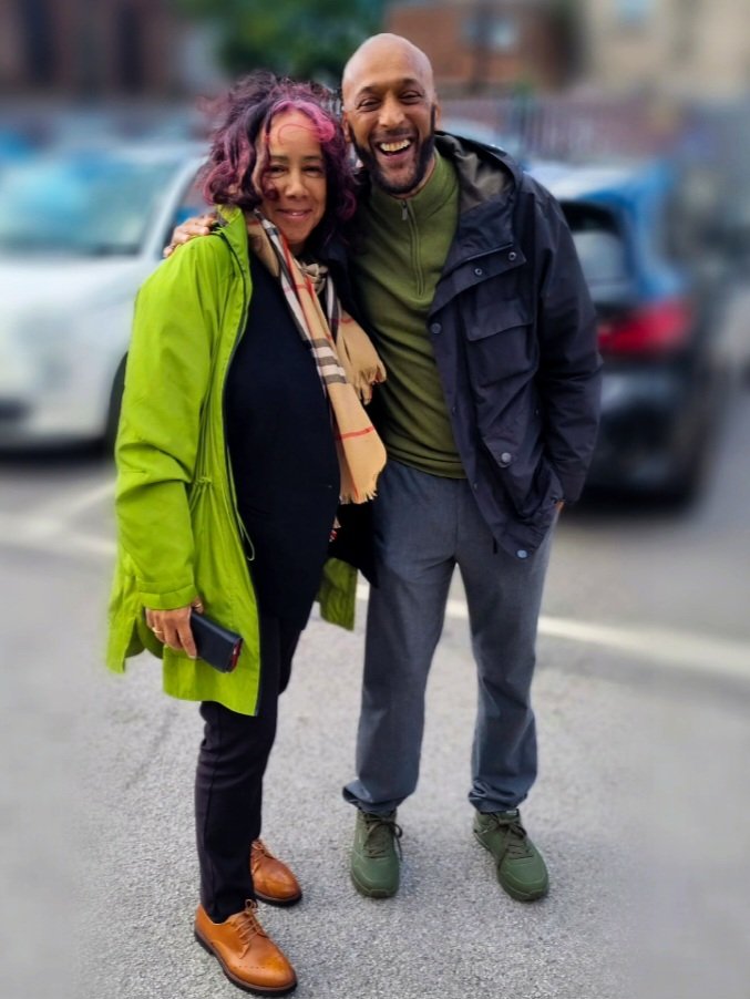 DawahMerseyside's tweet photo. @TommyBlaize a true gentleman with a beautiful voice 🎼🎵🎶🎤🎸🎹.... A pleasure meeting you. #Liverpool   #LoveMusic  💛 https://t.co/KfEh5Rj8PL