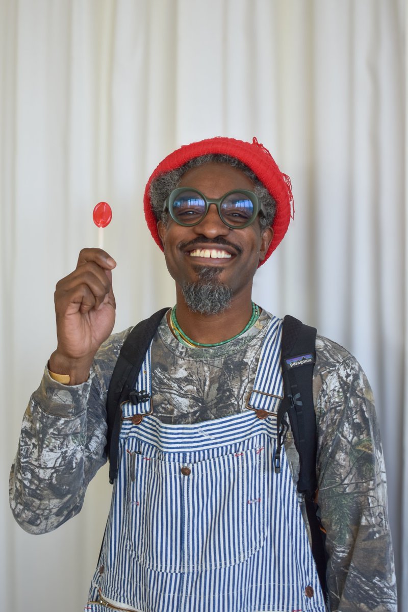 Bullseye's tweet photo. André 3000 is one of the greatest rappers to ever grace a microphone. This week he’s hopping on our mics and gracing us with a conversation about his recent spiritual jazz album, upcoming fall tour, and fashion. Flutes up! 🪈🎯 
https://t.co/UJPTMu6RH0 https://t.co/p7eoFs1Nw4