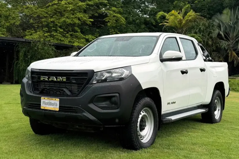 Flotillera's tweet photo. 🚗✨@RAM_MX da un golpe de autoridad con su nueva pickup mediana. ¿Quieres conocerla? Descubre por qué es la mejor. 🔍💪

👉https://t.co/FXJE2cK2xd

#Pickups | #TeamFlotillera | #RAM1200 https://t.co/rVVjtJseYX