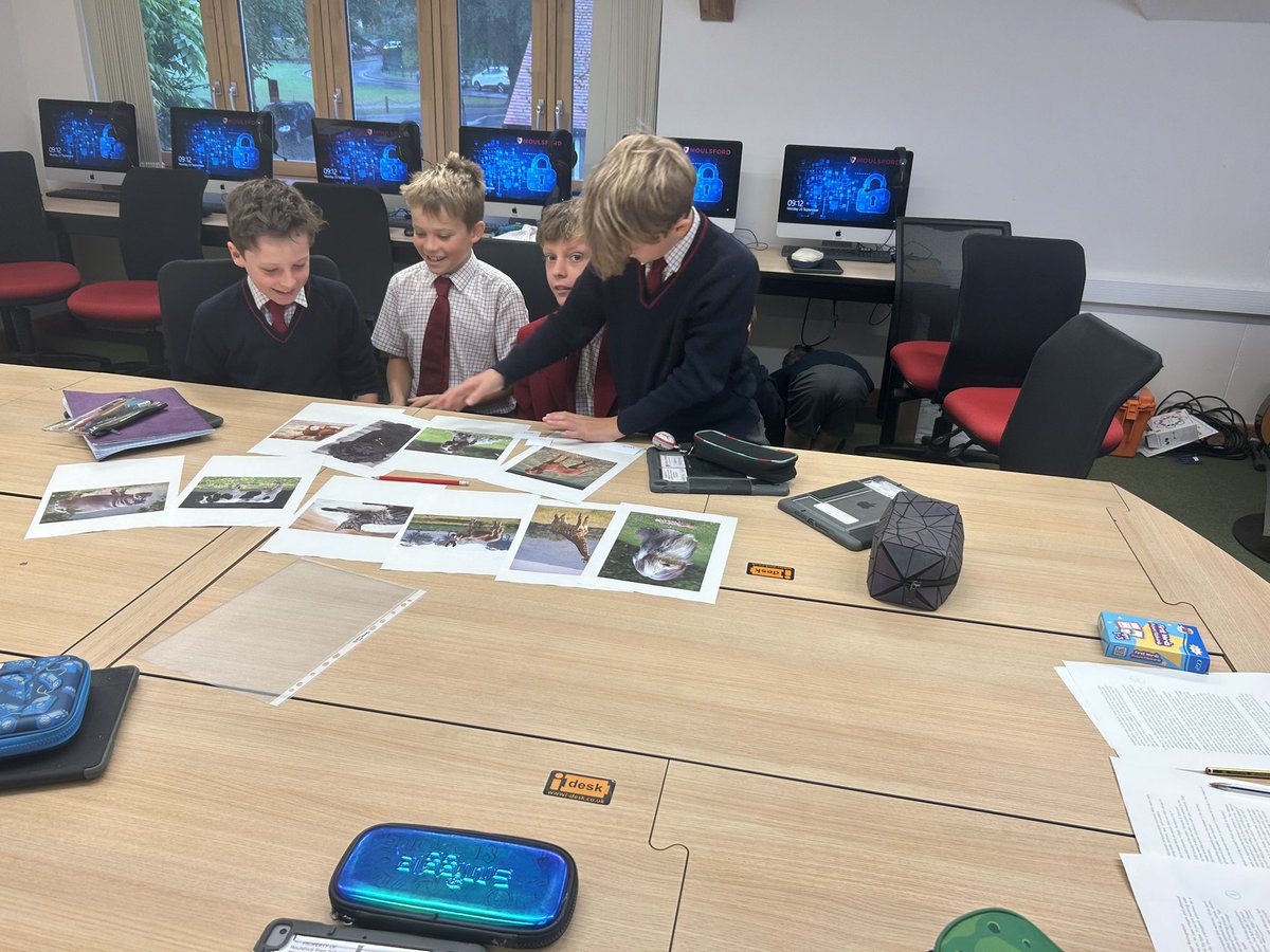 Learning about feature extraction. What can AI not do so well? <a href="/moulsfordyear6/">MoulsfordYear6</a>