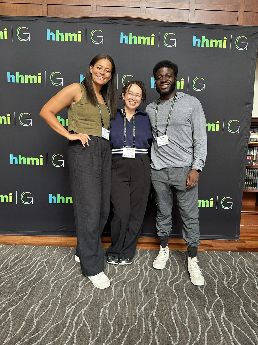 another amazing #GilliamFellows meeting has come and gone! It was so great reconnecting with my cohort and welcoming the new one! love this community of scientists 🌱✨ <a href="/HHMINEWS/">HHMI</a>