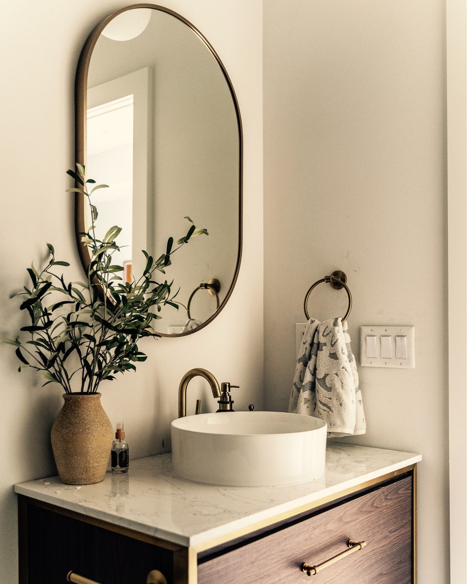 NUICdevelopment's tweet photo. Experience the art of living beautifully. 

#JerseyCity #NUIC #Design #Art https://t.co/aQU8sZNXdJ