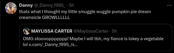 ProudMama007's tweet photo. @MaylissaCarter  the big bad wolf has moved on... shes lingering #Mamabearontheprawl https://t.co/nwuXg8ArV5