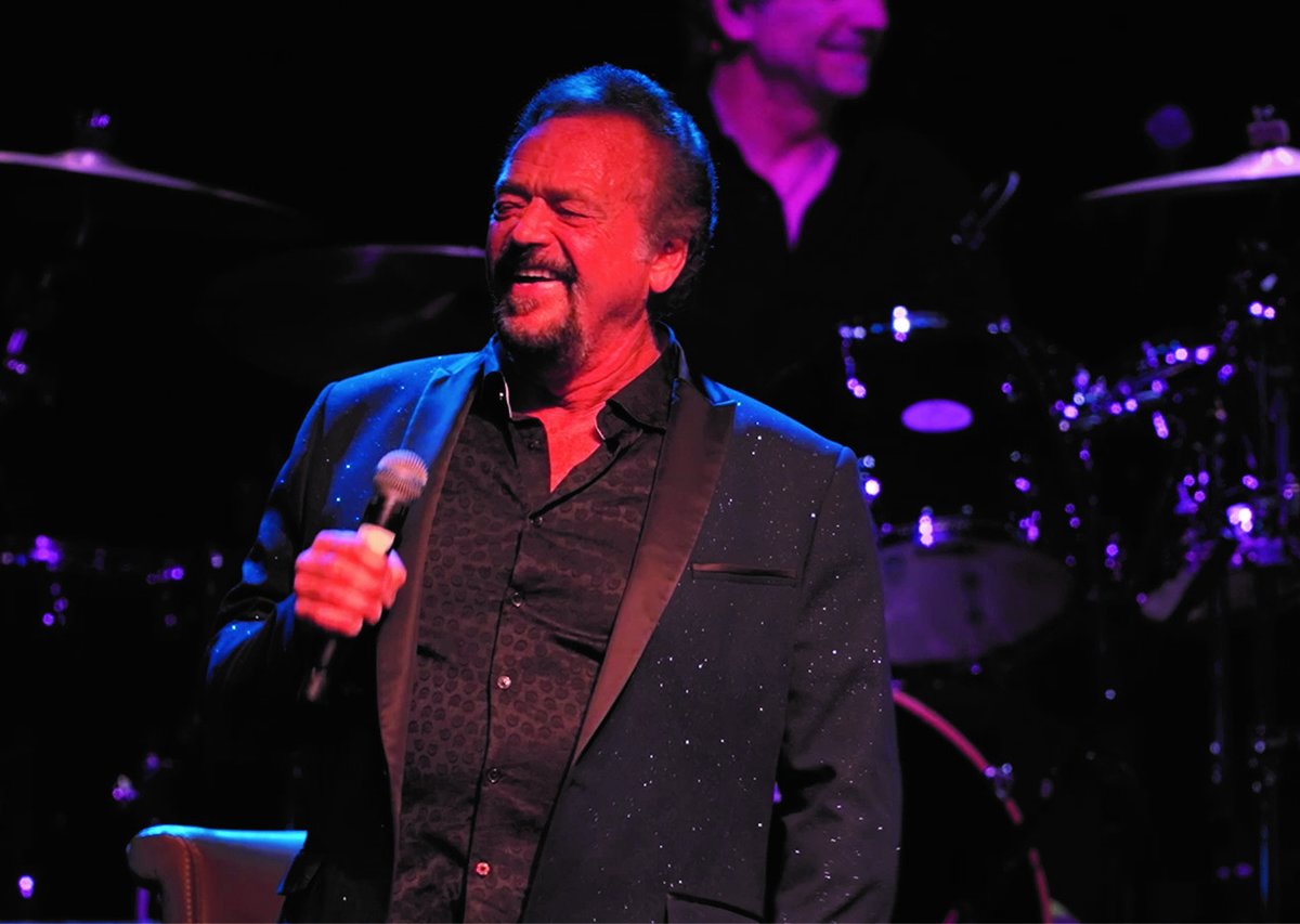 The Osmonds Musical, which Jay wrote, was a sell-out sensation across the UK and this show is sure to appeal to the same audience. Jay Osmond Live is an unmissable experience <a href="/y_rhyl/">Theatr y Pafiliwn Rhyl</a> on 4th October. Book here: ow.ly/jALN30sFKlw #rhyl #jayosmondlive #osmonds