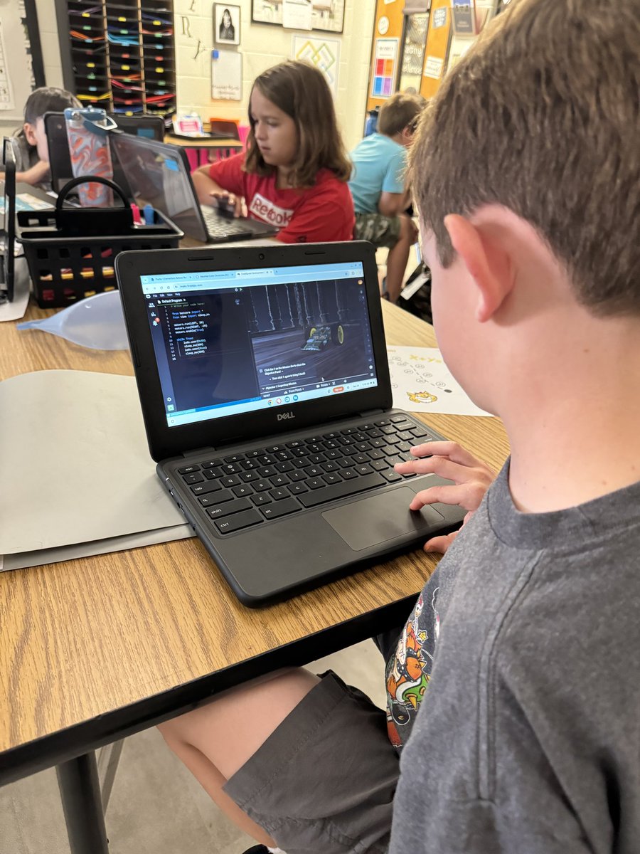 Chelsea Chandler tweet media