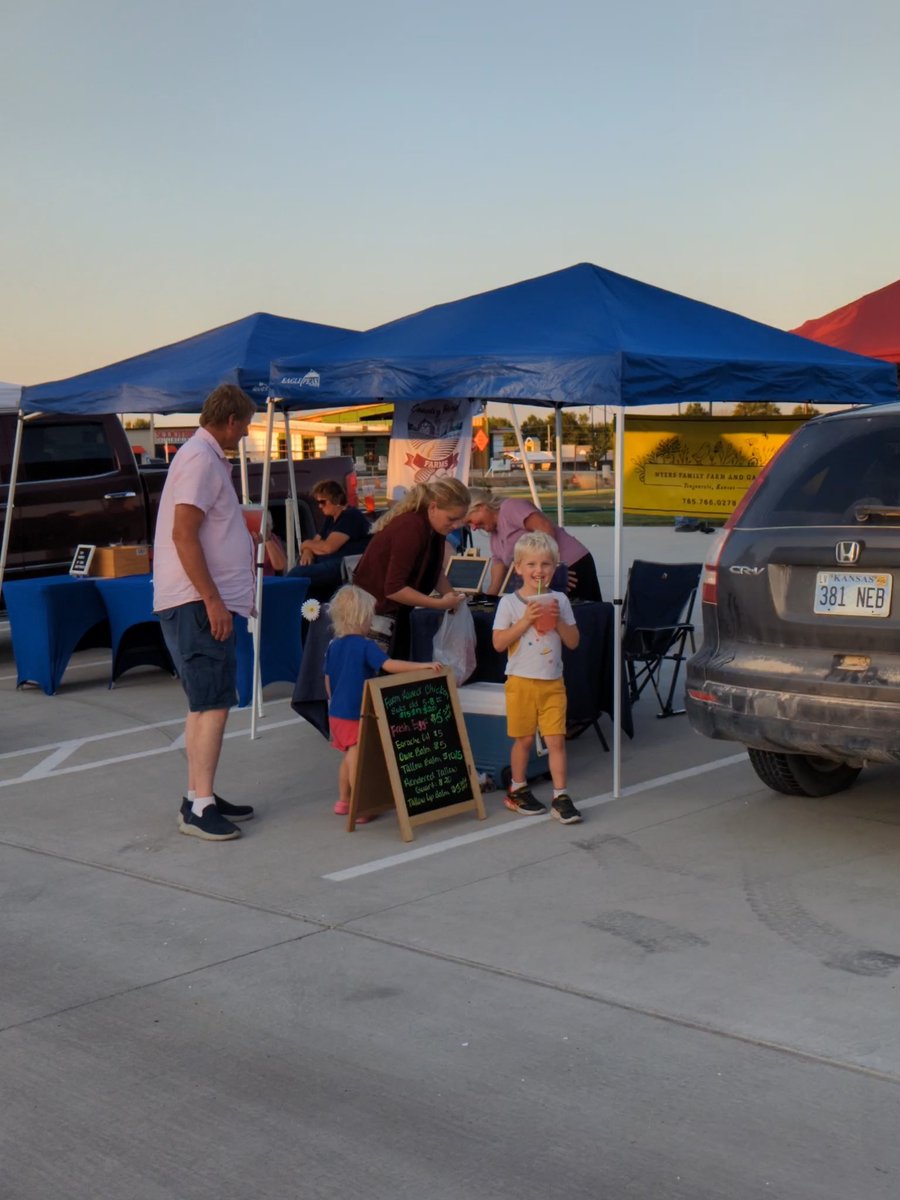 Sadly , we have just one more Eudora Farmers Market night left. The FINAL market of the year &amp; season will be TONIGHT, beginning at 5:30pm at Eudora Village Green, 15th and Elm St. 

Eudora, lease come out with that support one more time!

We'll be back!

#eudora #eudorarec