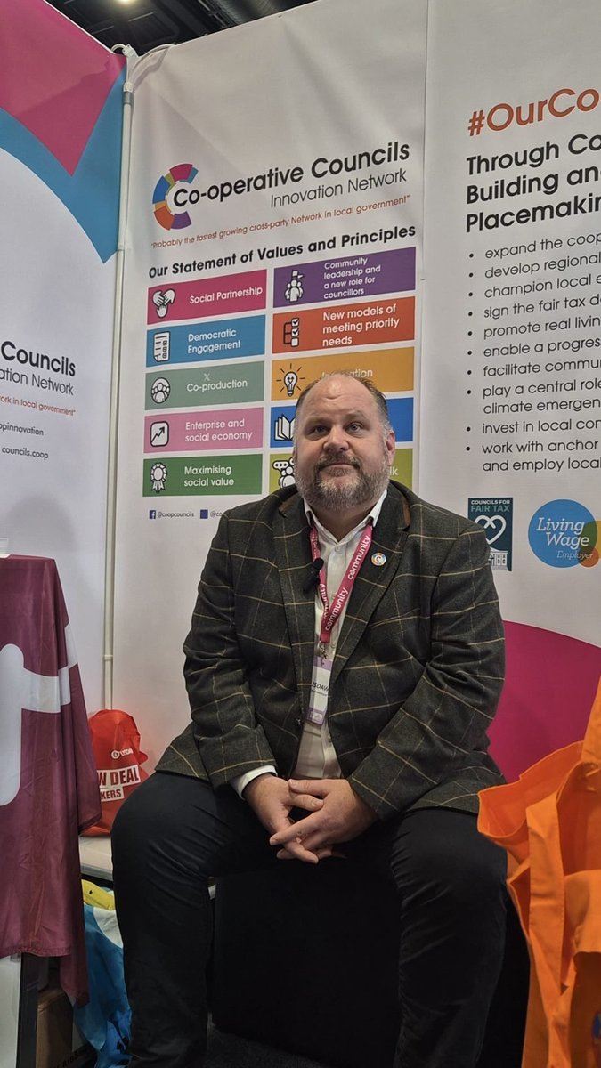 Cooperative Councils’ Innovation Network (@coopinnovation) on Twitter photo 🎥 with <a href="/jimrobbins/">Jim Robbins</a> from <a href="/SwindonCouncil/">Swindon Borough Council</a>
🤩
It was a super busy day on the #CoopCouncils stand at #Lab24
We were delighted to have a visit from <a href="/AncaCoopNews/">Anca Voinea</a> who recorded 2 interviews!
A great opportunity to explain why councils have joined the Network! 🎥 with <a href="/jimrobbins/">Jim Robbins</a> from <a href="/SwindonCouncil/">Swindon Borough Council</a>
🤩
It was a super busy day on the #CoopCouncils stand at #Lab24
We were delighted to have a visit from <a href="/AncaCoopNews/">Anca Voinea</a> who recorded 2 interviews!
A great opportunity to explain why councils have joined the Network!