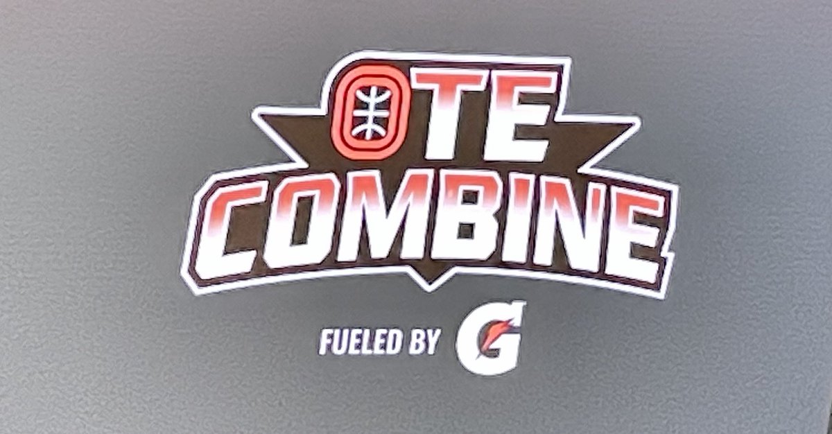 JeffRabjohns's tweet image. 📍ATLANTA — Peegs.com is here for the annual @OvertimeElite combine day. A host of talented players are in the gym here today.
