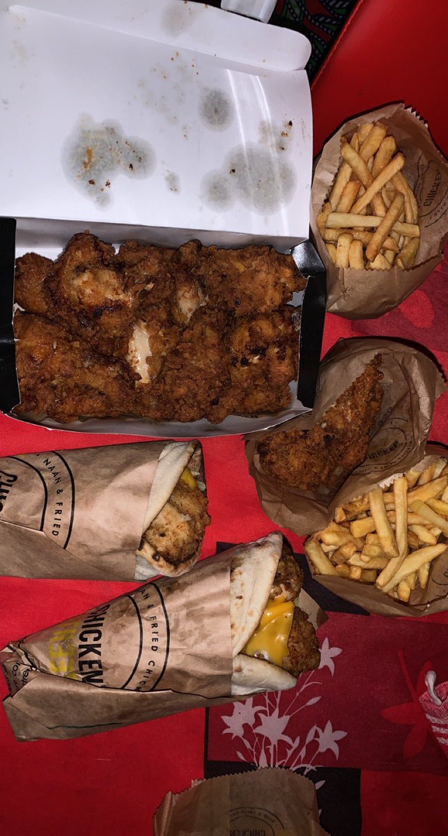 AUSECOUUUUURS's tweet image. En vrai je crois c’est ça