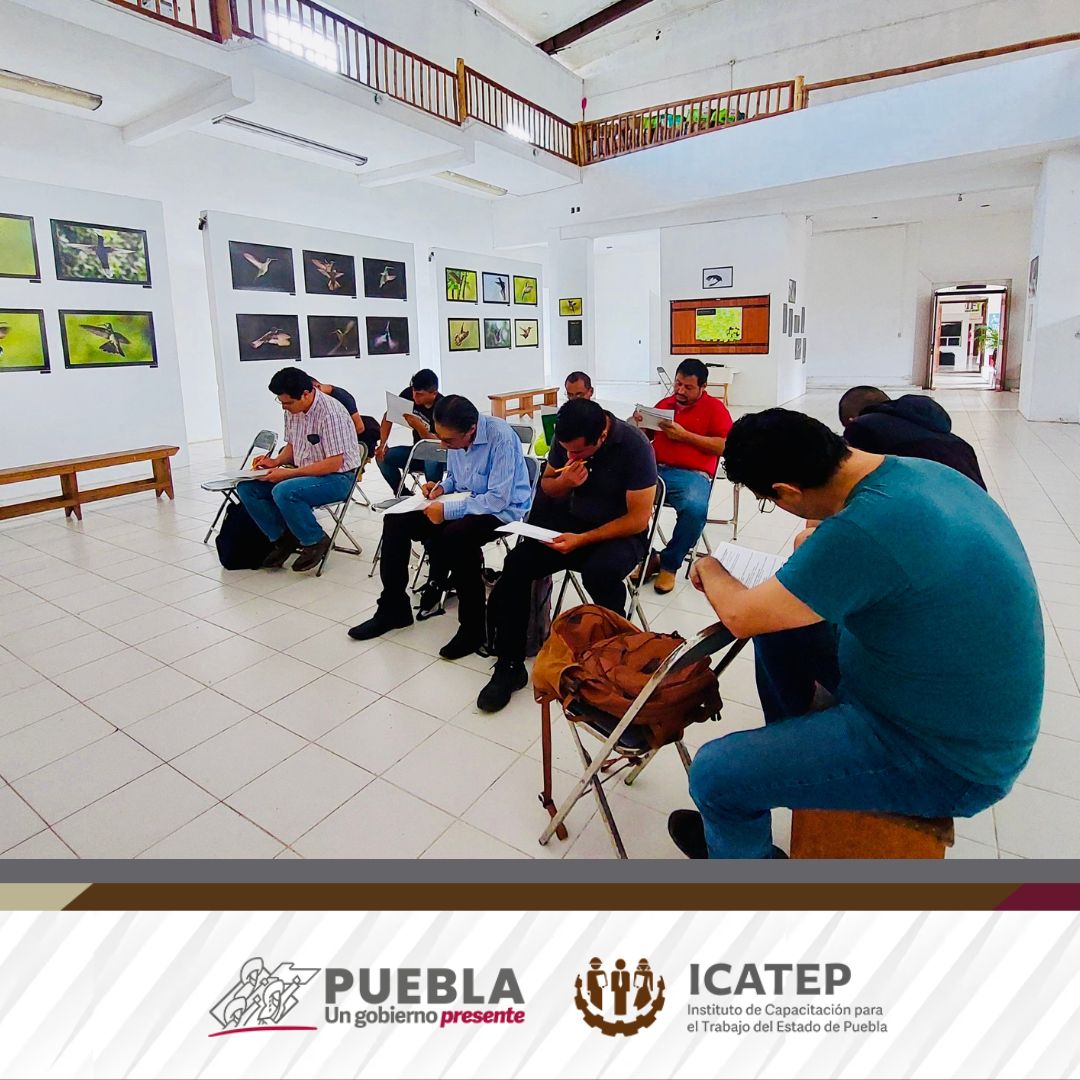 IcatepTeziutlan's tweet photo. En el Municipio de #Cuetzalan del Progreso #Puebla, seguimos fortaleciendo las habilidades en "Atención a situaciones de crisis en recorridos turísticos" gracias al acuerdo #ACTURMEX.
La seguridad del turista es nuestra prioridad. https://t.co/pQx8xGTI6P