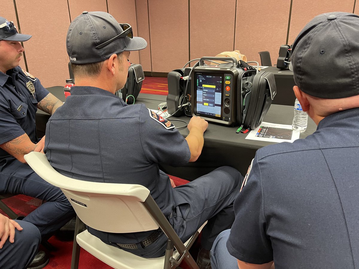 Las Vegas FireRescue tweet media