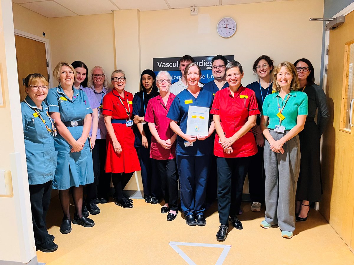 Anne Plaskitt 💙 tweet media