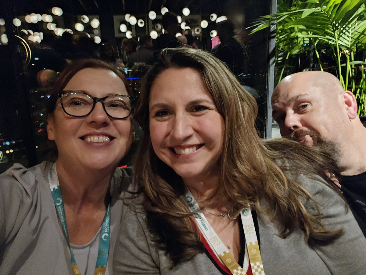 IrishSQL's tweet image. Another #sqlselfie with @SQLEspresso this time in Stockholm. And of course, it wouldn&apos;t be the same without a #sqlphotobomb from @SqlrUs