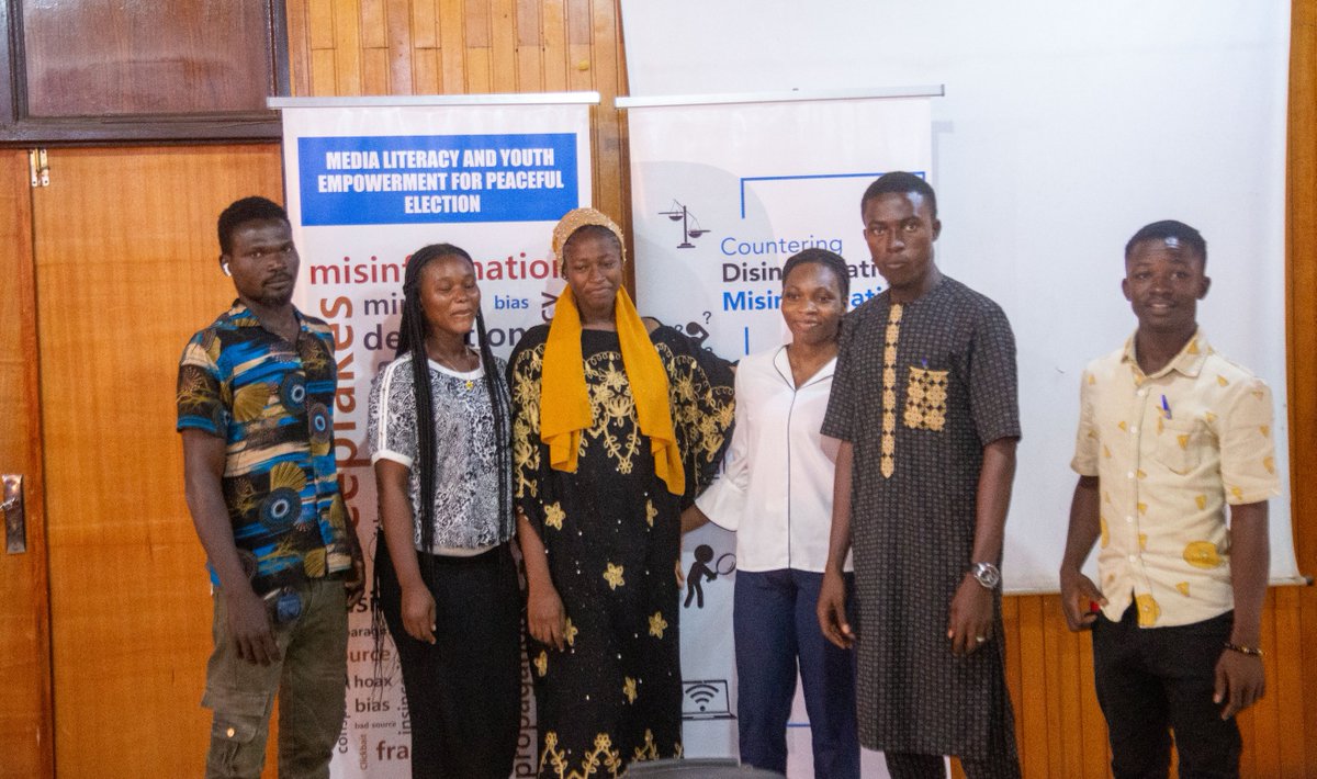 savsign's tweet photo. With funding from the @USEmbassyGhana, Savana signatures is on course to train and enhance the knowledge of  200 young influencers in the northern part of Ghana.
#medialiteracy
#savsigntraining
#misinformation
#disinformation
#Uppereast https://t.co/zeb2PeFhLZ