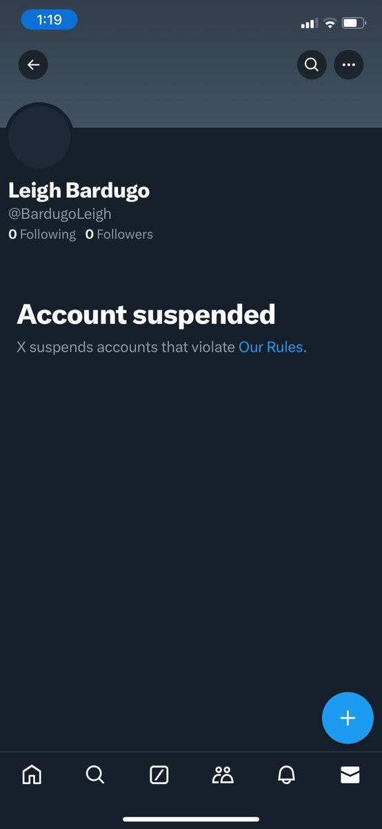 Authors, be wary of scammers and impersonators. A lot of people show up in my DMs like “hey can we talk” and pretend to be someone they’re not. Someone impersonated Leigh Bardugo and I indulged them for WAY too long.

Be wary.

#WritingCommunity #AuthorsOfTwitter