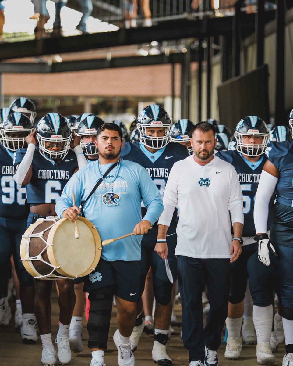 Blessed to receive an offer from Mississippi college🔵⚪️ <a href="/CoachMKershaw/">Mike Kershaw</a> <a href="/smccfootball/">SMCC Football</a>