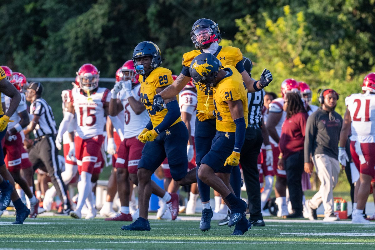 The Charlotte Post (@thecharpost) on Twitter photo A first for <a href="/JCSUFootball/">Golden Bulls</a>: Undefeated Golden Bulls (4-0) are No. 1 in <a href="/boxtorow/">BOXTOROW MEDIA</a> Division II HBCU programs. Coaches gave JCSU 18 of 21 first-place votes. Clark Atlanta (3-0-1) got the other three. Photo: @TCooperHullPics. A first for <a href="/JCSUFootball/">Golden Bulls</a>: Undefeated Golden Bulls (4-0) are No. 1 in <a href="/boxtorow/">BOXTOROW MEDIA</a> Division II HBCU programs. Coaches gave JCSU 18 of 21 first-place votes. Clark Atlanta (3-0-1) got the other three. Photo: @TCooperHullPics.