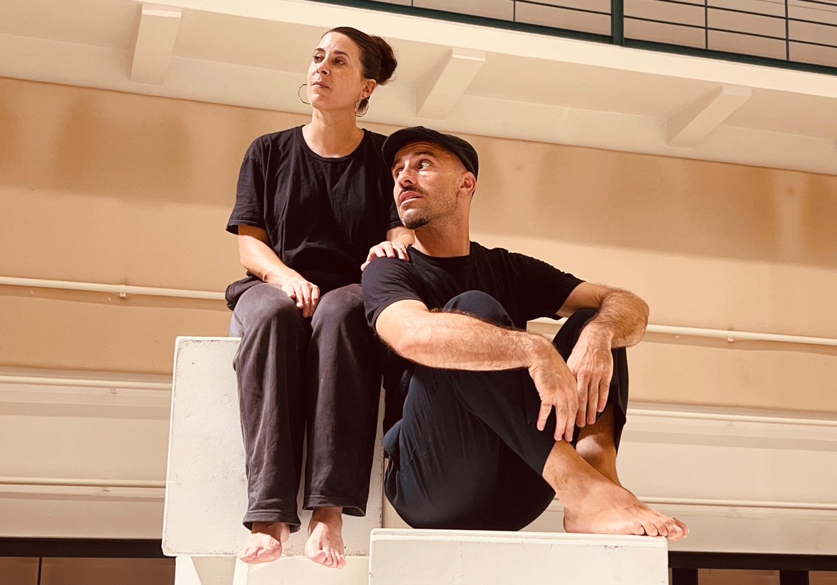 🩰 Amb Les arts escèniques...COMENCEM anem a Alacant per descobrir 'Memento vivere', peça de dansa de Cris Burgos i Kiko López 

📆 29/09
⏰ 12.30h
📌 Zona Plaça 25 de Maig-Avinguda de la Constitució

👉Col·laboren <a href="/alicanteayto/">Ayuntamiento Alicante</a> <a href="/AjuntamentVLC/">Ajuntament València</a> <a href="/GVAivc/">Institut Valencià de Cultura - GVA</a> <a href="/TeatreEscalante/">Escalante</a> i ESADV