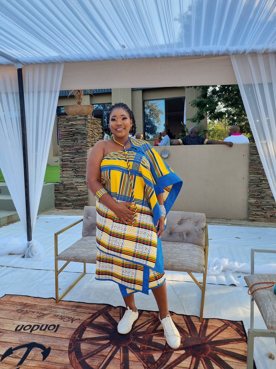 Kheti5's tweet photo. Venda bride https://t.co/9jY3QovaLR