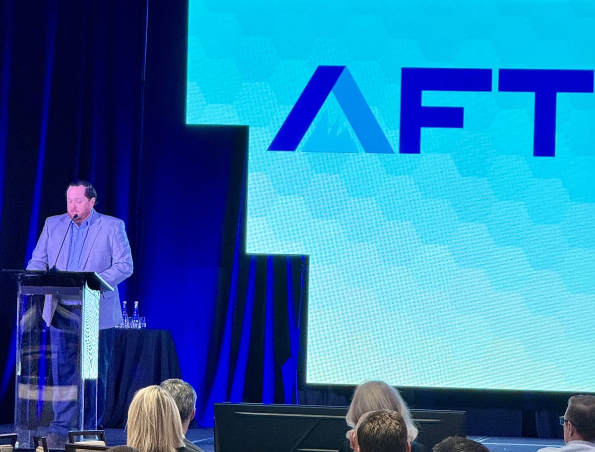 DX_DPayne's tweet photo. Congrats to @CSIsolutions Jarrett Puckett our new @AFTWeb President #AFTFallSummit https://t.co/Y0v17JnEvW