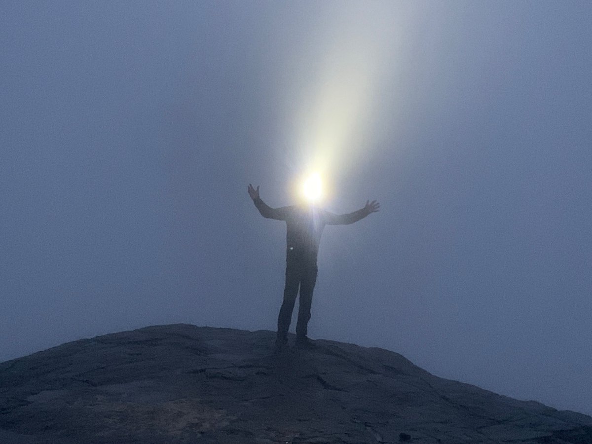 God tirsdag kveld fra Preikestolen