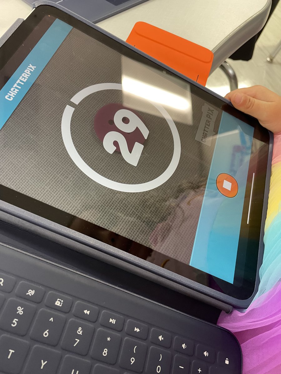 KellyMartinITF's tweet image. Kinder @BridlewoodES are recording their voices to show what they know about the physical properties of a button. 👏#DigitalLISD