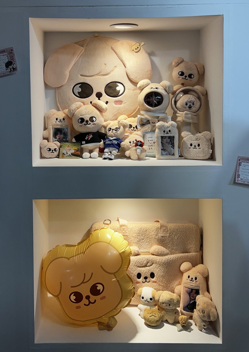 🏠
#김승민님께서_일촌신청을_하셨습니다

들어가자마자 헉했던 액자들에
컨셉에 맞는 미니홈피 포토존까지🫶🏻

어떤 강아지가 한가득🐶