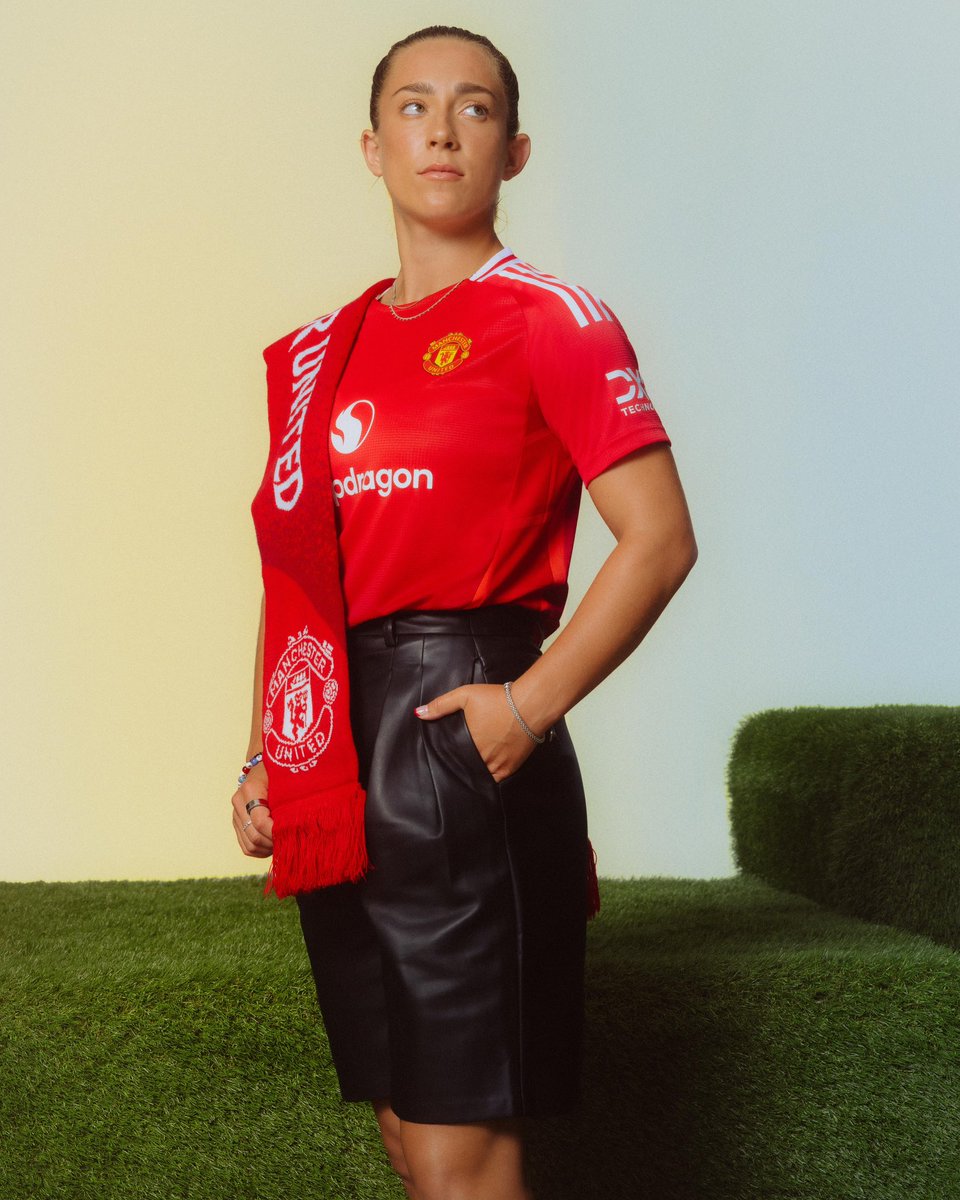 MayaLeTissier's tweet image. Introducing the WSL Edition, from #SkySportsEditions ❤️ Honoured to represent United on this epic cover, with some very cool women 📸 Check out the story behind the cover on the @SkySportsFootball YouTube channel #MUFC  #AD