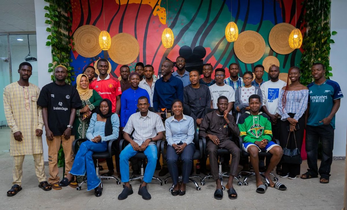 AbdulganiyYinka's tweet image. I am excited to announce that I have successfully completed Three Day Free Film Making 101 training at the Sugar Factory Film Studios Ilorin, kwara State

#filmmaking101
#scriptwritingtips
#ContentCreationTools
#Sugarfactoryfilmacademy
#TalentShowcase
#UNDP
#kwarastate