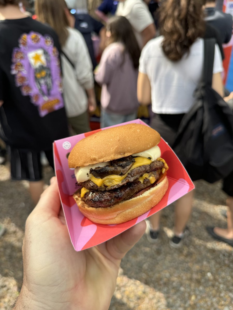 paranacome's tweet photo. Cositas del #burgerpalusa https://t.co/t5xiP2hWB2